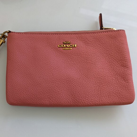 Authentic Coach Pink Wristlet - Picture 1 of 6